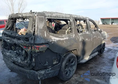 2024 Jeep Wagoneer Series Ii Carbide 4X4 z USA, uszkodzony, nr VIN 1C4SJVBP1RS151007